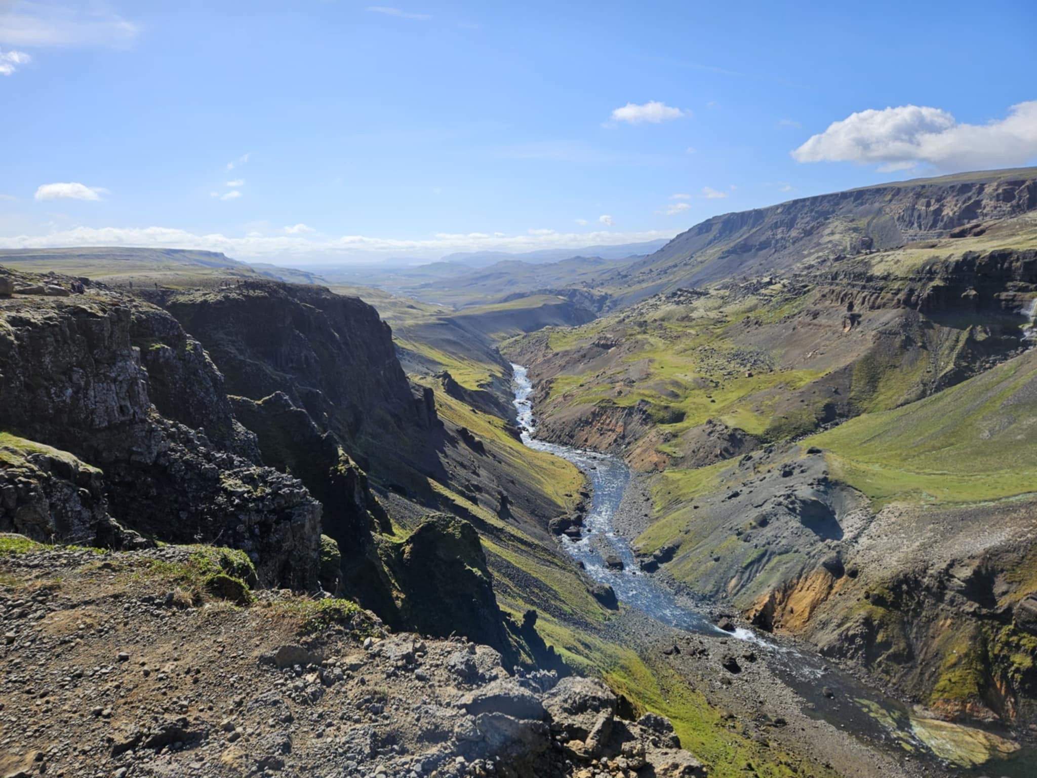 c353f731-f85a-4418-b722-f6d80d3c5ff3